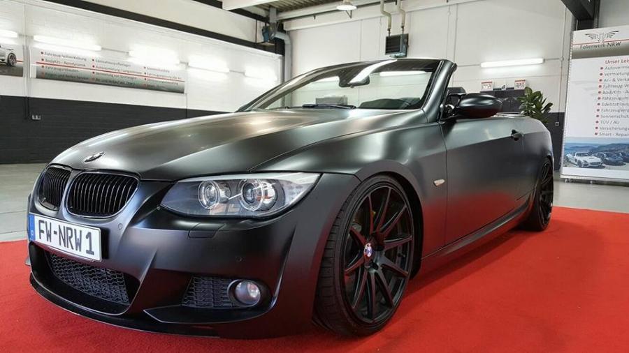  BMW 335i Convertible Satin Black by Folienwerk-NRW 2017 года  (фото 3 из 6)